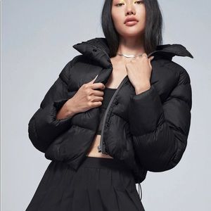 Alo Yoga gold rush puffer